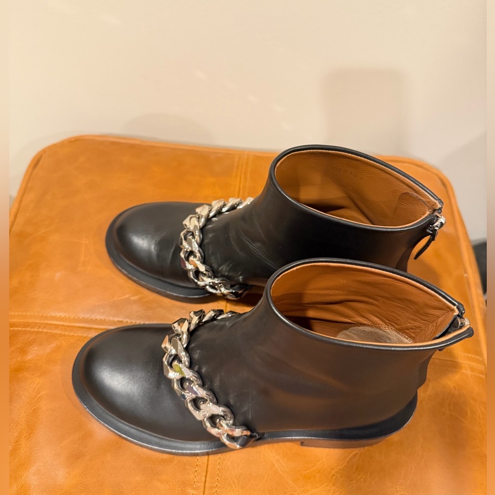 Givenchy Laura Silver Chain boots - Picture 10 of 10